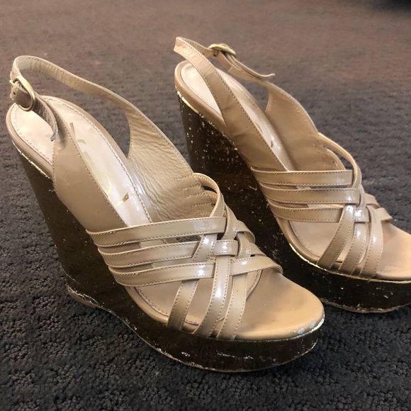 YSL Nude Wedges with Gold Detail - Picture 3 of 6
